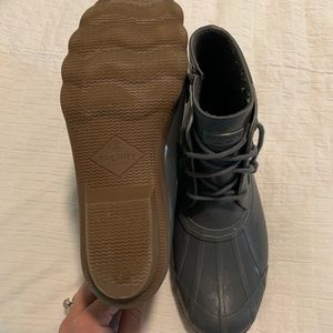 Sperry waterproof duck boots/rain boots